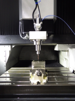 日本NAKANISHI中心出水主軸解決硬金屬加工冷卻難題