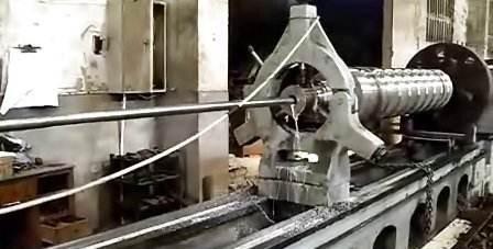 槍管為什么要用鐵棒鉆出來,直接鑄造不是更好?漲知識!