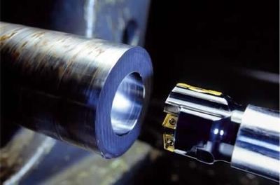 深孔加工中遇到的十個問題及深孔切削油的選擇