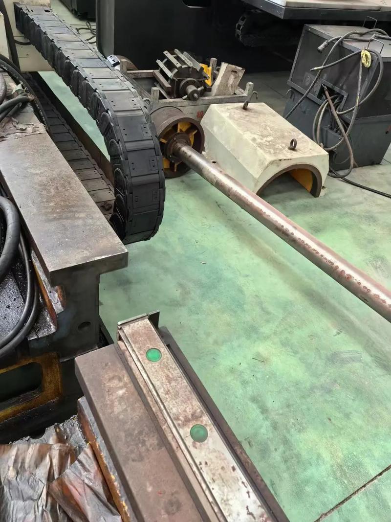 dz075a數(shù)控深孔鏜珩機(jī)床最大加工直徑750,最大加工長度