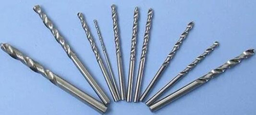 深孔加工中鉆木頭的鉆頭選擇與技巧